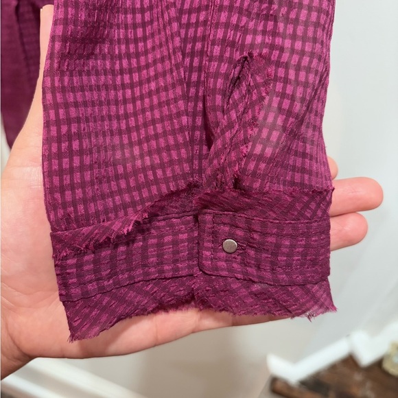 💜 Anthropologie HD in Paris Sheer Long-Sleeve Blouse - Thistle Berry  💜 - Picture 11 of 13